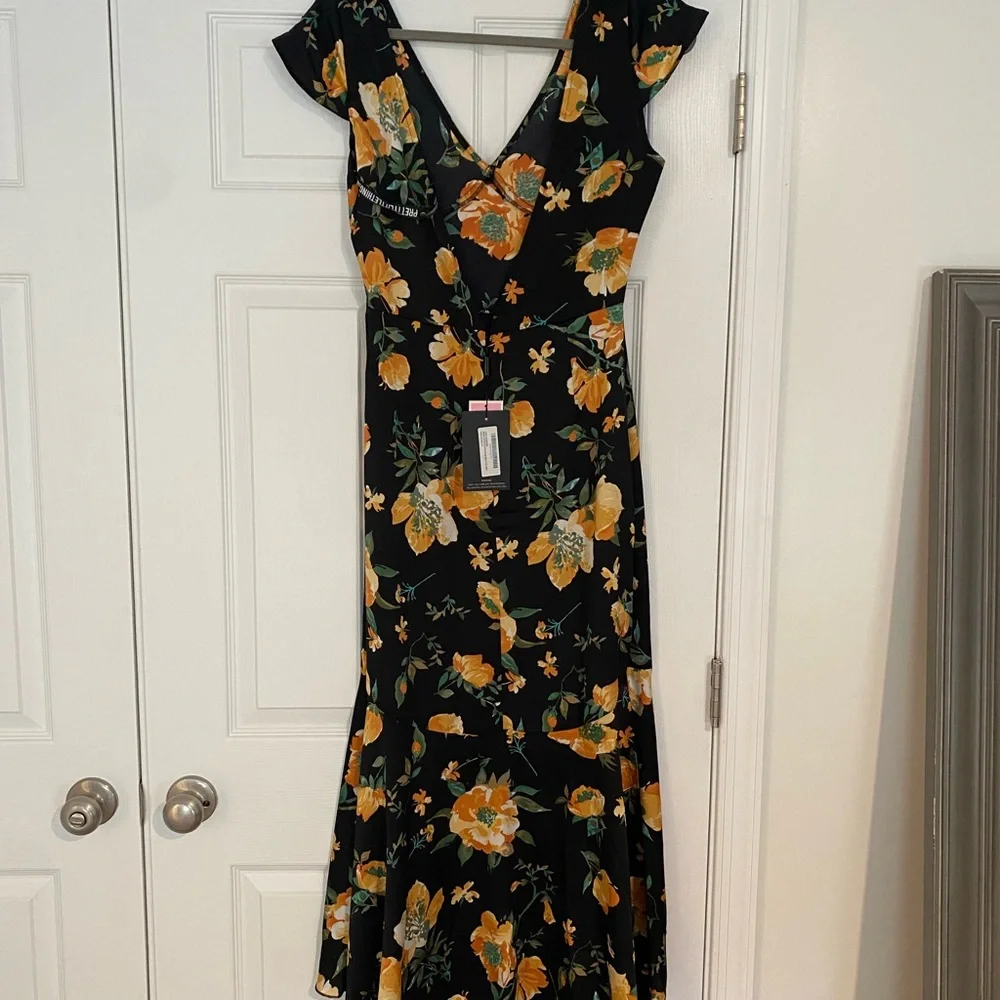 NWT PrettyLittleThing Black Floral Print Ruched Midi - Picture 4 of 5